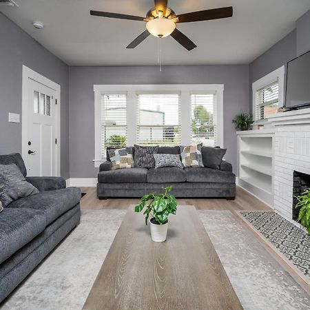 Spacious Home Near Downtown San Antonio Extérieur photo