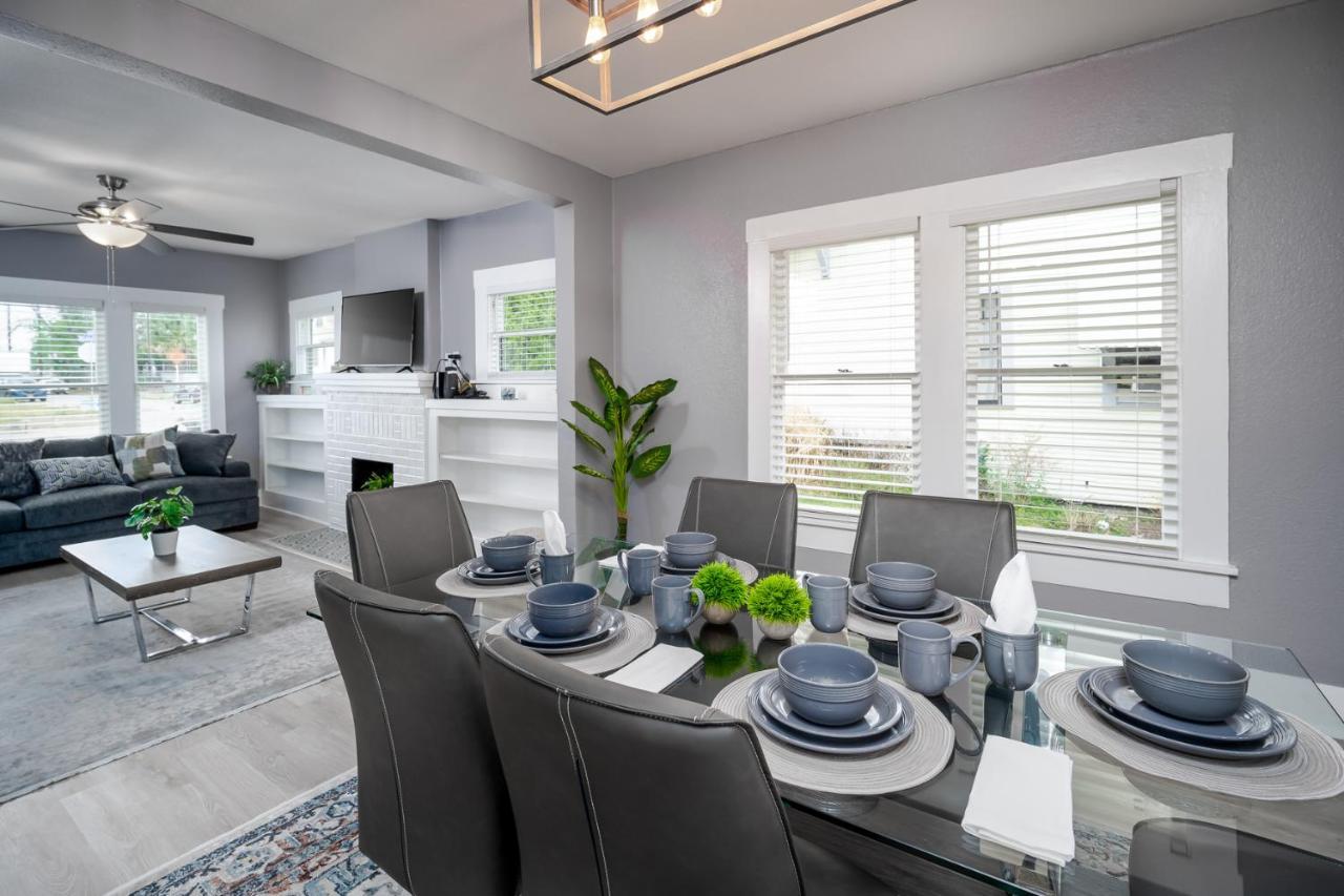 Spacious Home Near Downtown San Antonio Extérieur photo