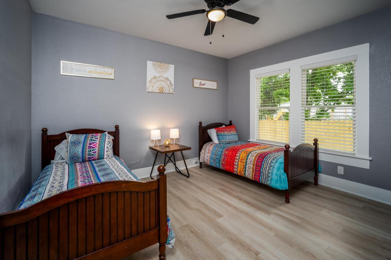 Spacious Home Near Downtown San Antonio Extérieur photo